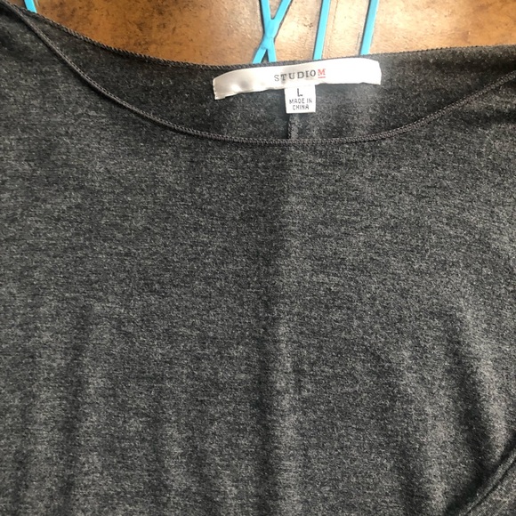 STUDIO M - L GREY TOP - Picture 6 of 6